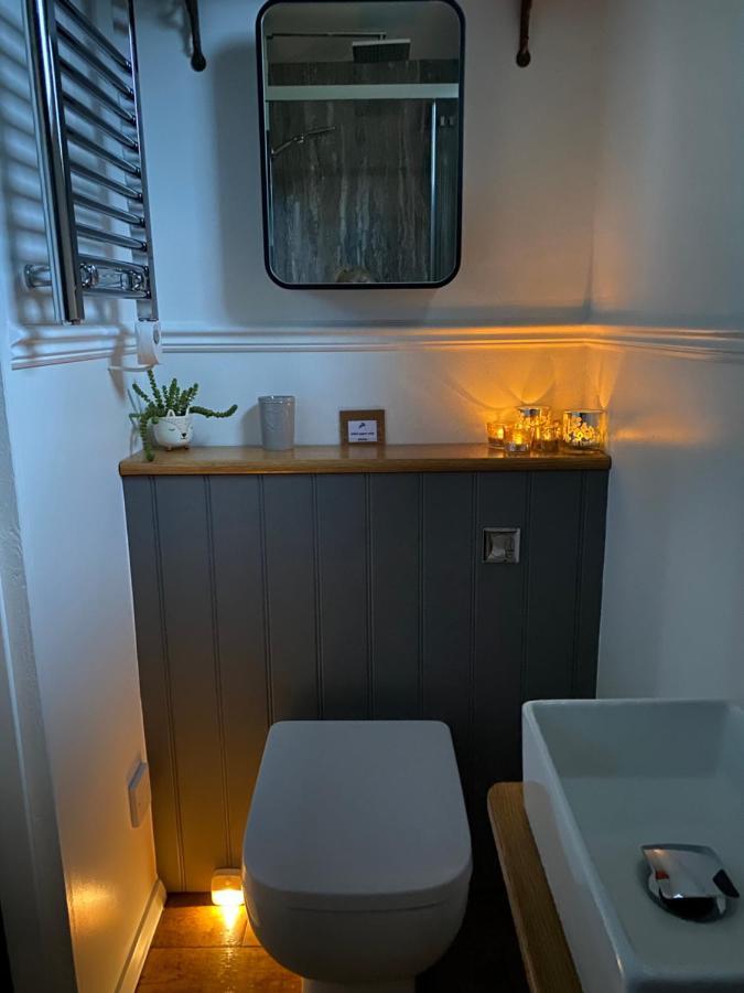 Holiday home Poachers Hut At Keepers - Hot Tub & Pizza Oven - Trossachs *